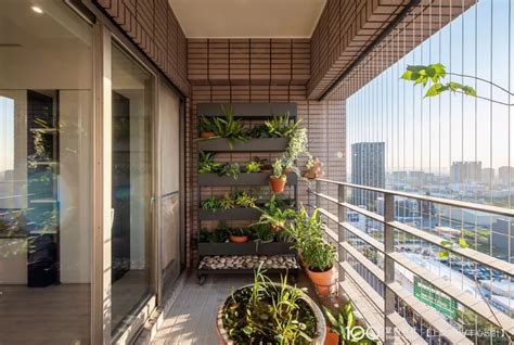 陽台加裝窗戶 大門口適合放什麼植物